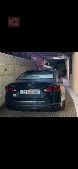 نيسان ألتيما